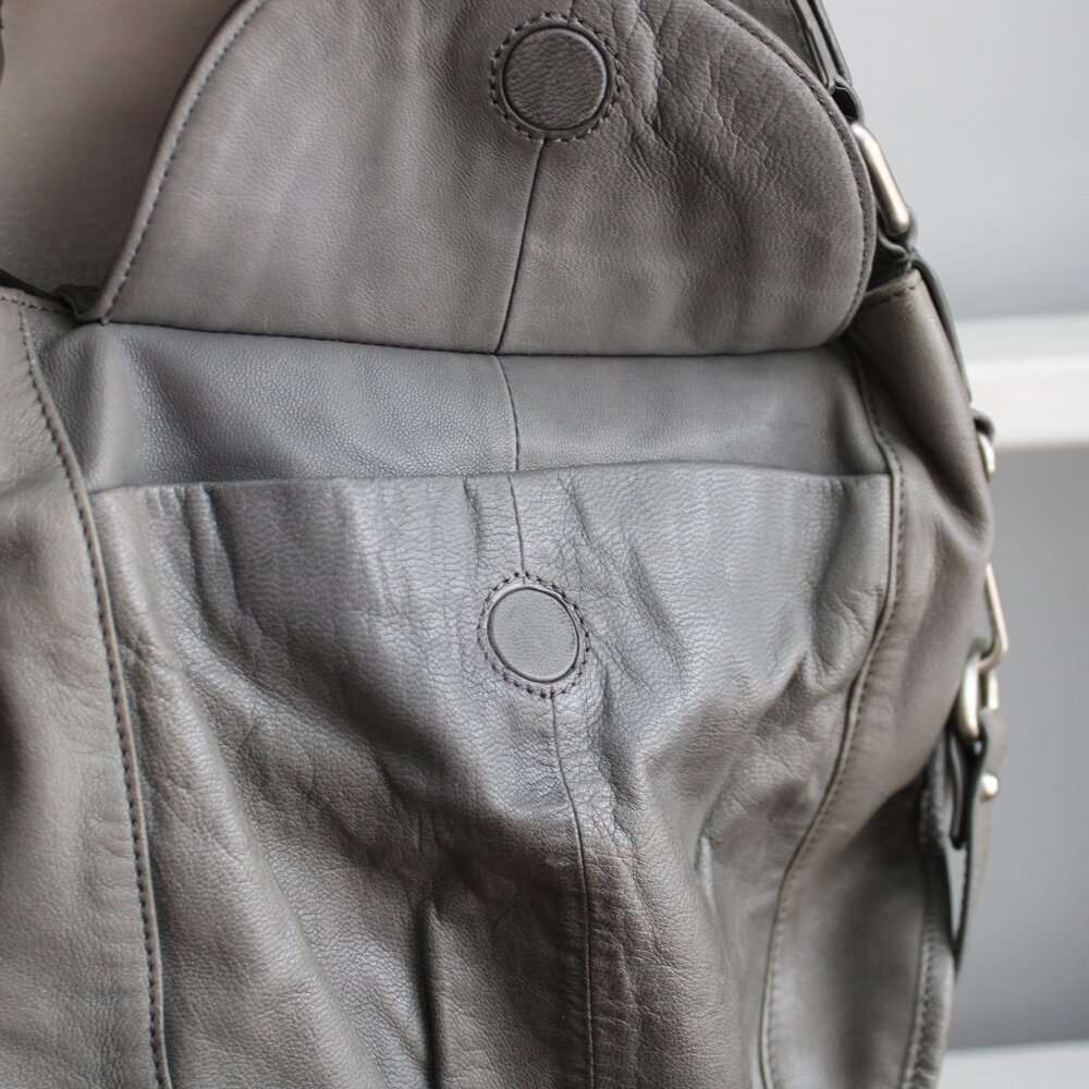 Kenneth Cole New York VTG  Y2K Gray Leather Satchel Shoulder Purse Crossbody Bag - Picture 7 of 13